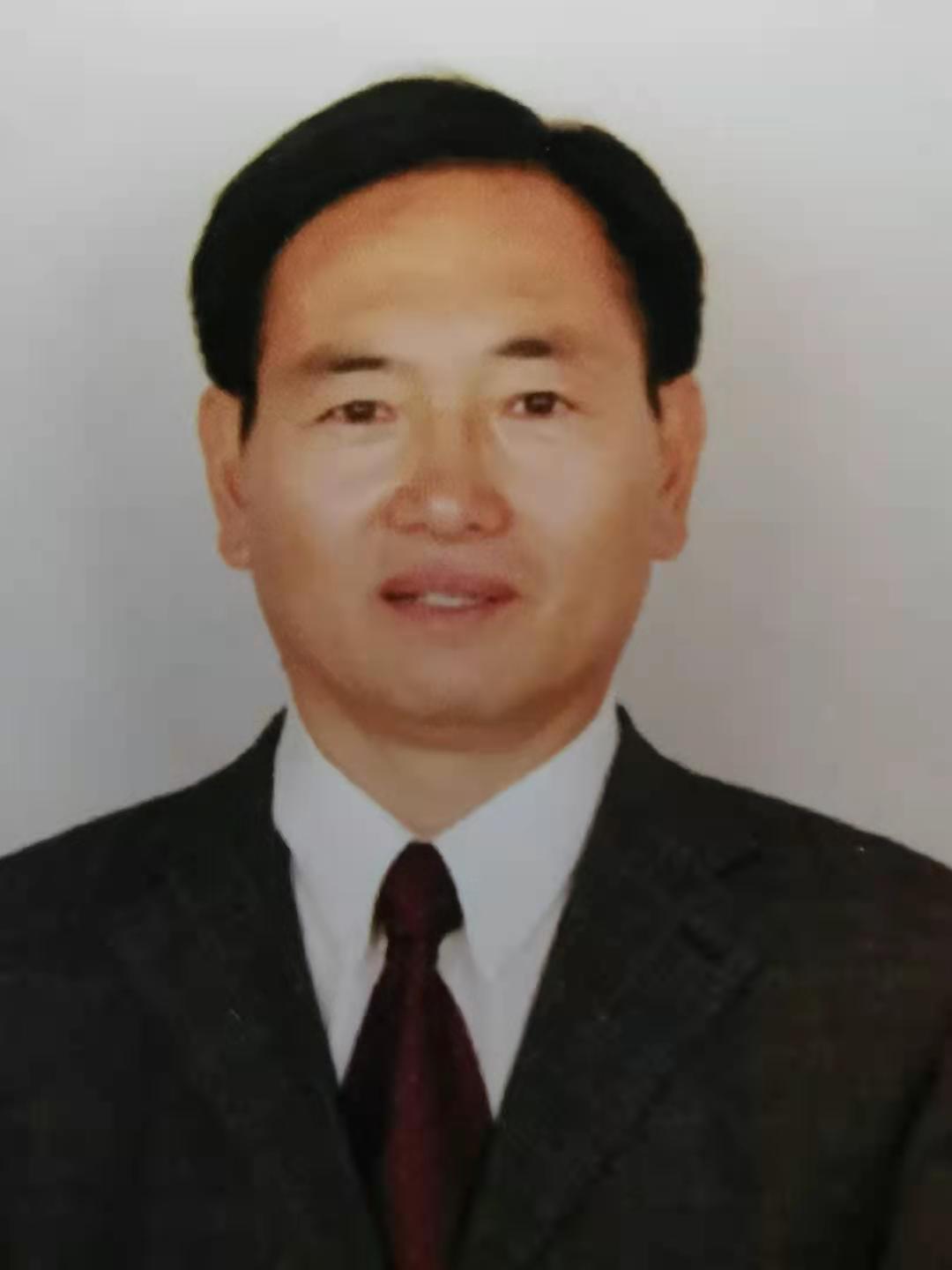 Dong Cheng.jpg