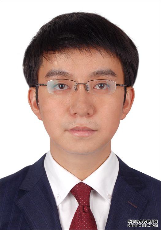 Dr.Huiyu Dong.jpg