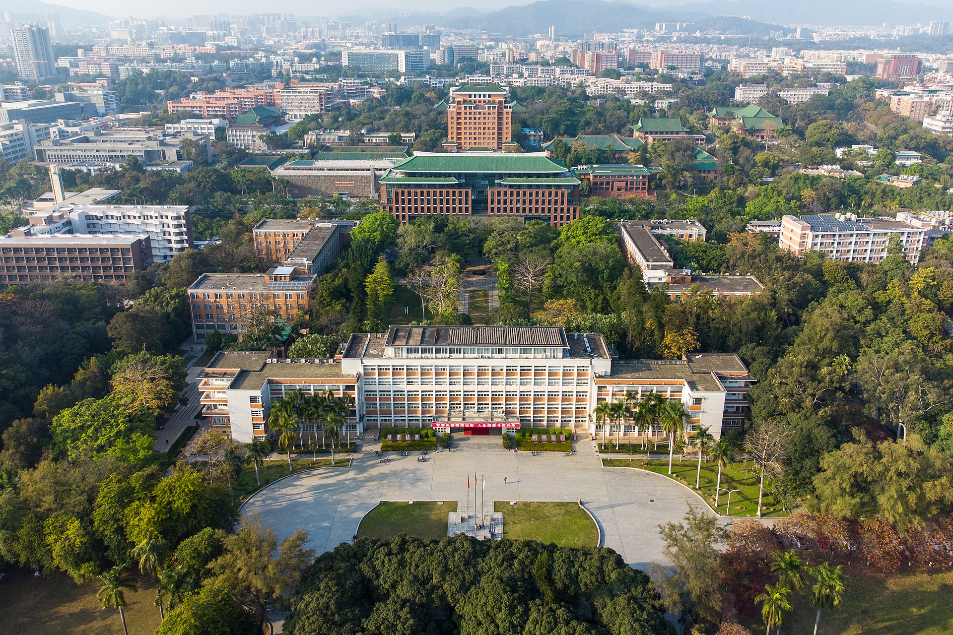 华南理工大学五山校区中轴线_20220226.jpg