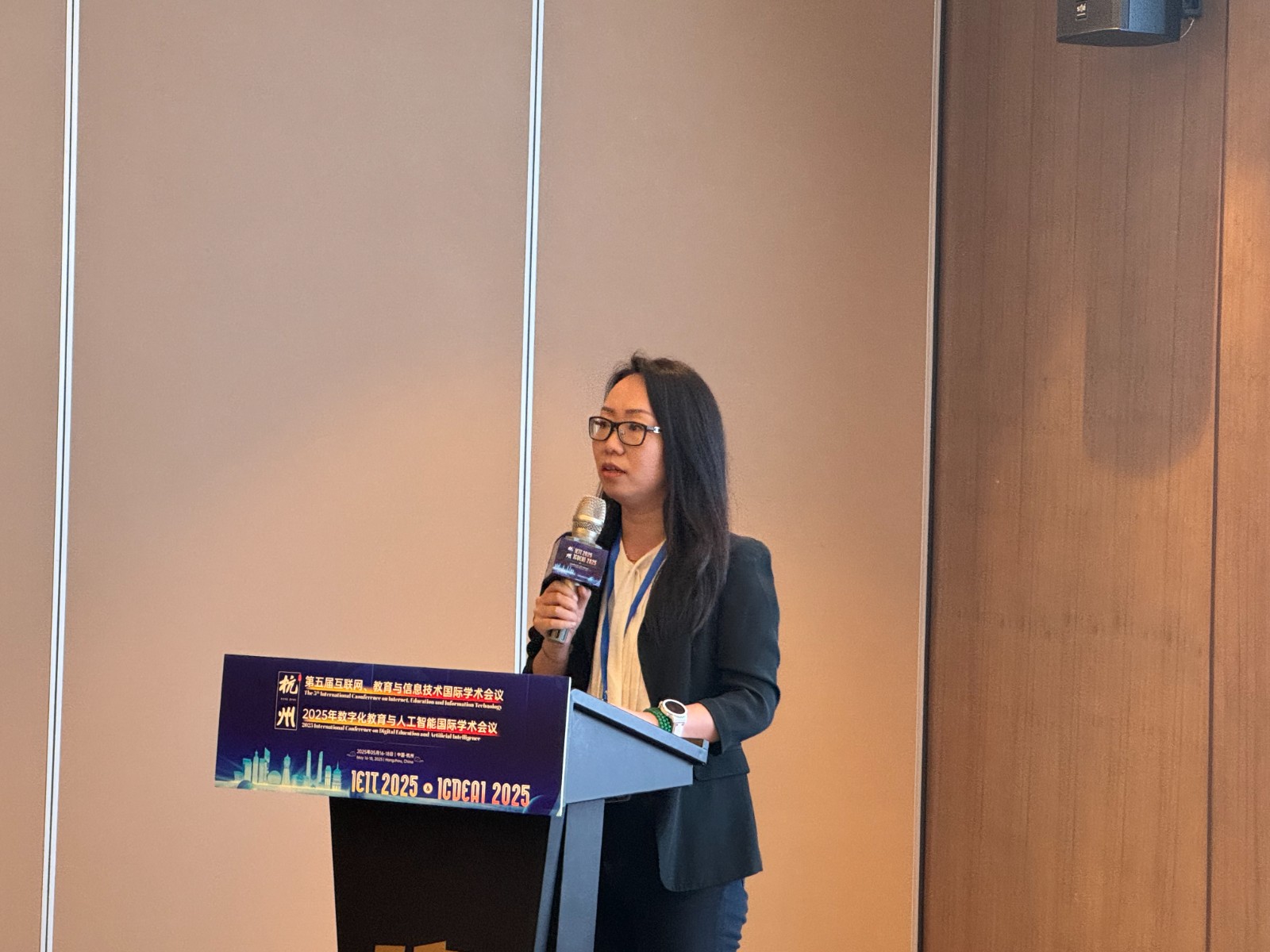 Wanli Xu-2.JPG
