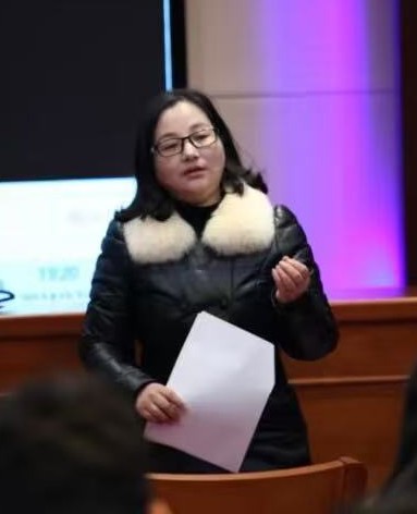 大会副主席 陆春艳.jpg