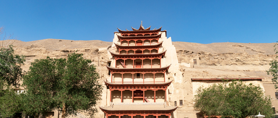 摄图网_501784036_wx_莫高窟景区环境（企业商用）.jpg