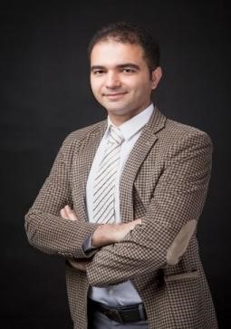 大会主席 Omid Mahian.jpg