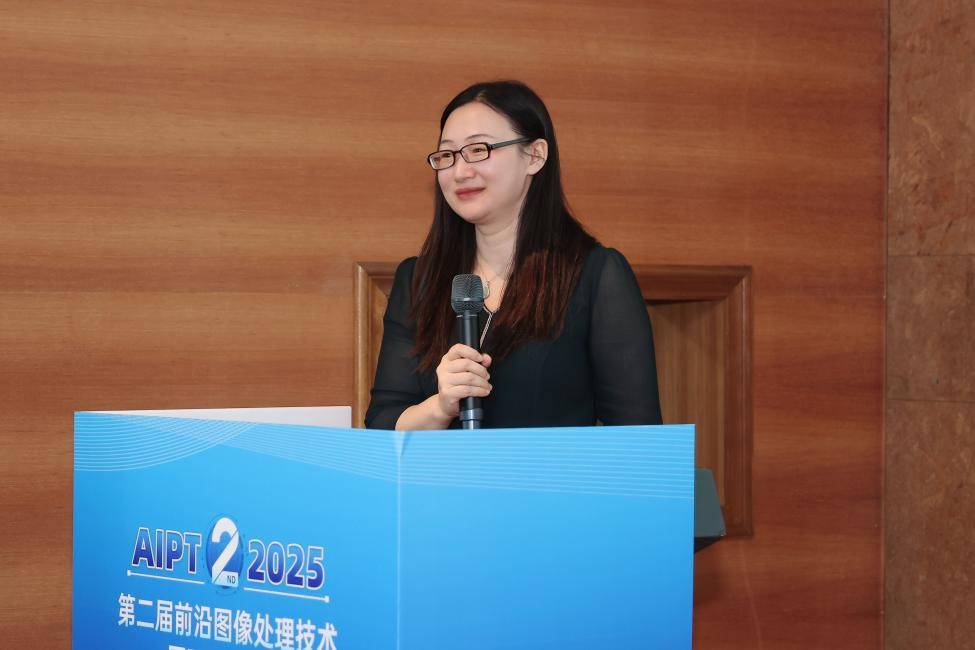 Xuemiao Xu.jpg