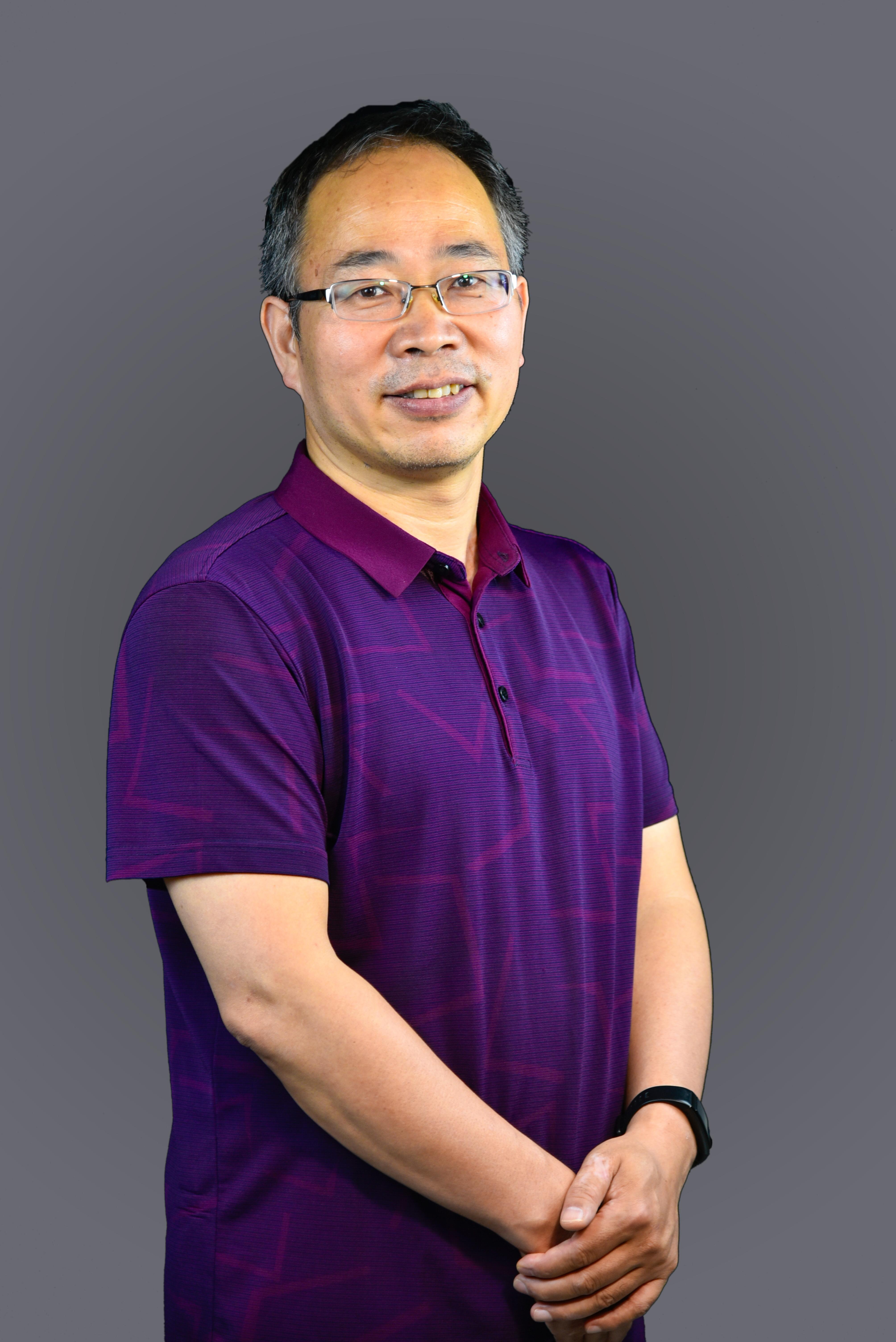 于长青.png