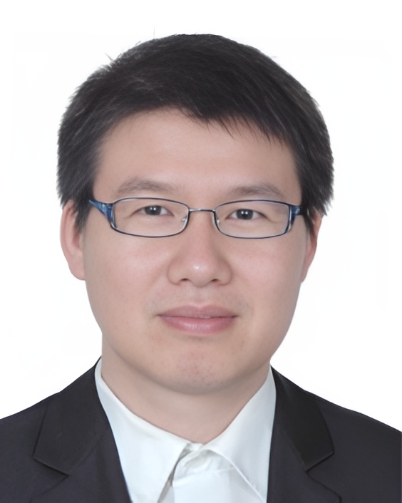 杨亮(1).jpg