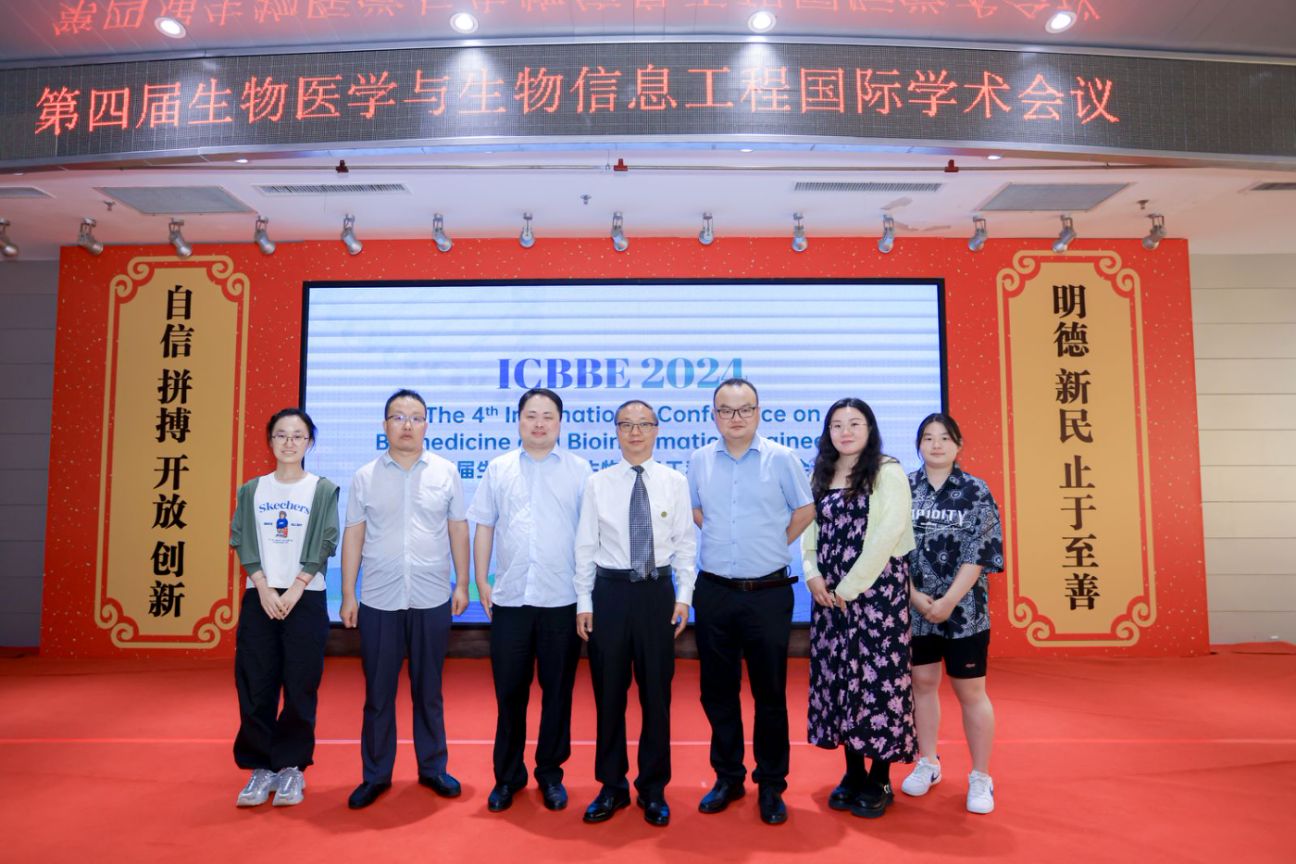 e5cb8a027lf4afbb9f76f61ffc439d84.jpg