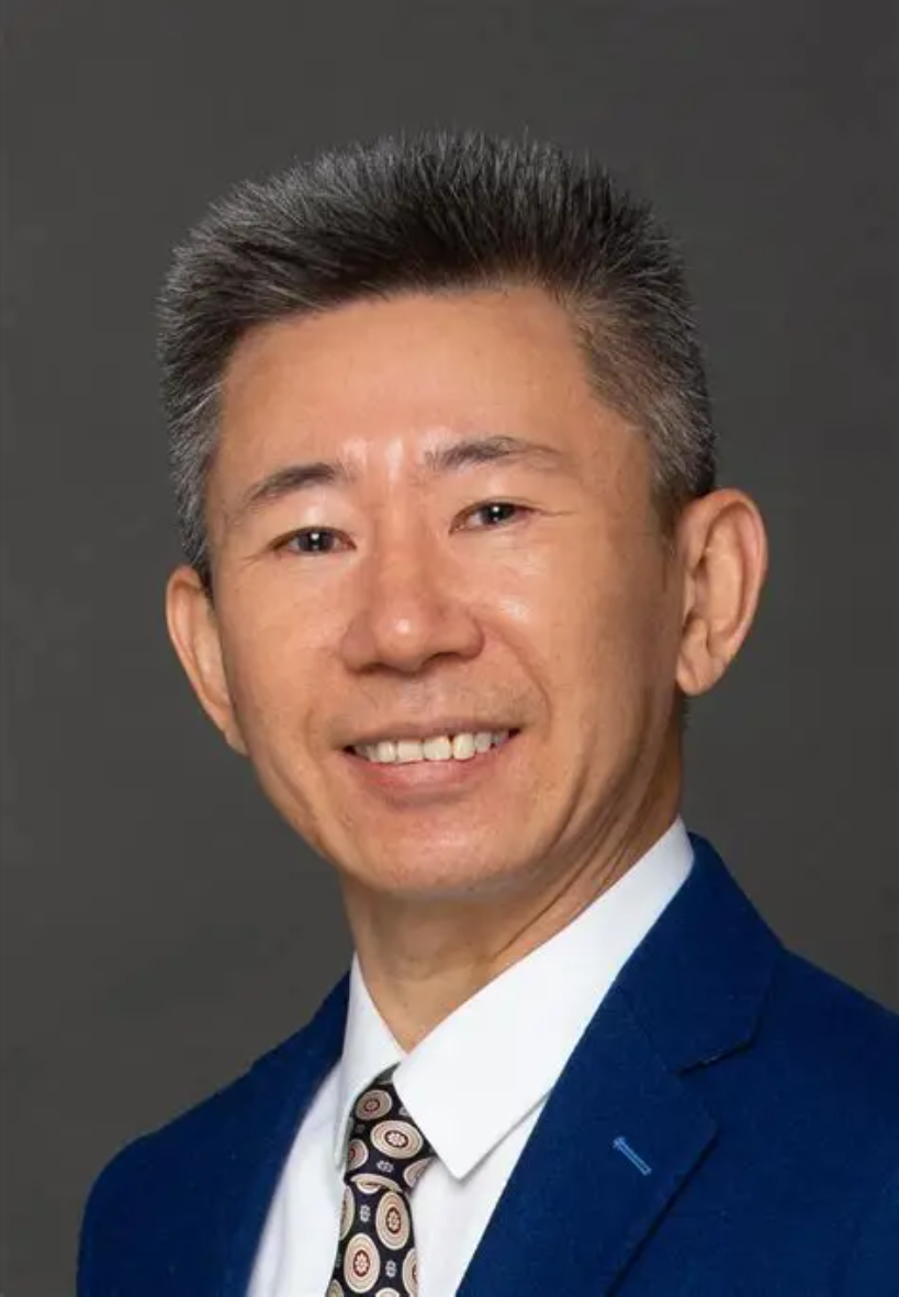 大会主席+主讲 张卫东.png