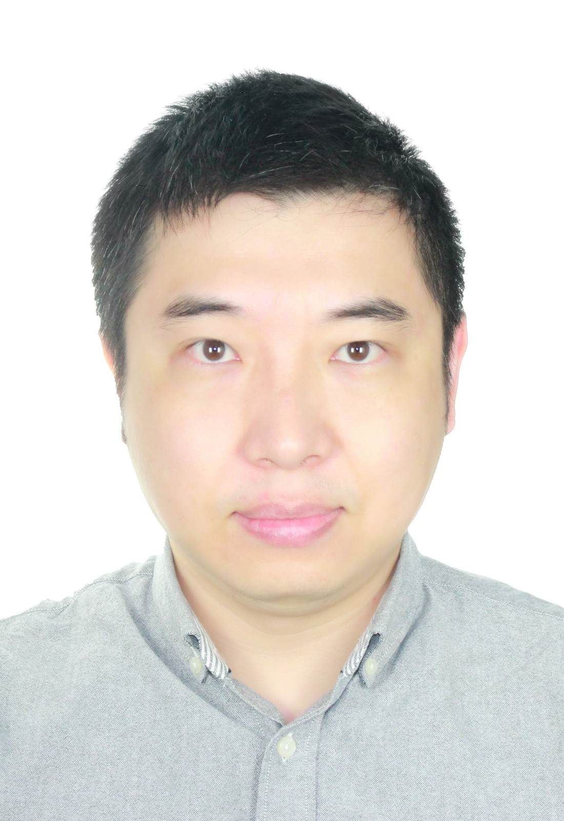Liang Hu.jpg