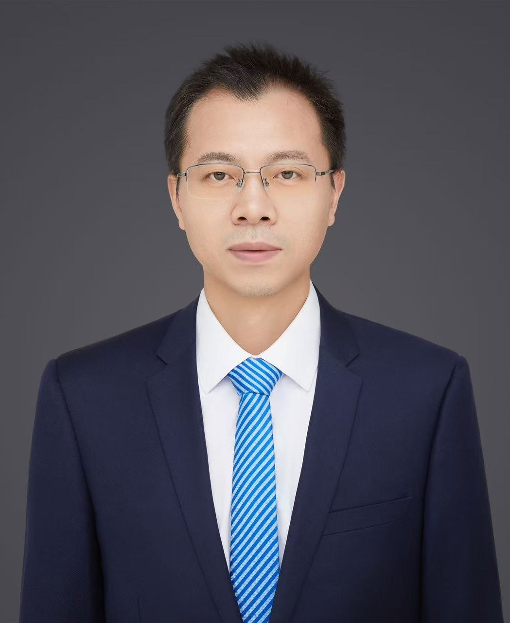 徐伟教授，中国科学院电工研究所，中国.jpg