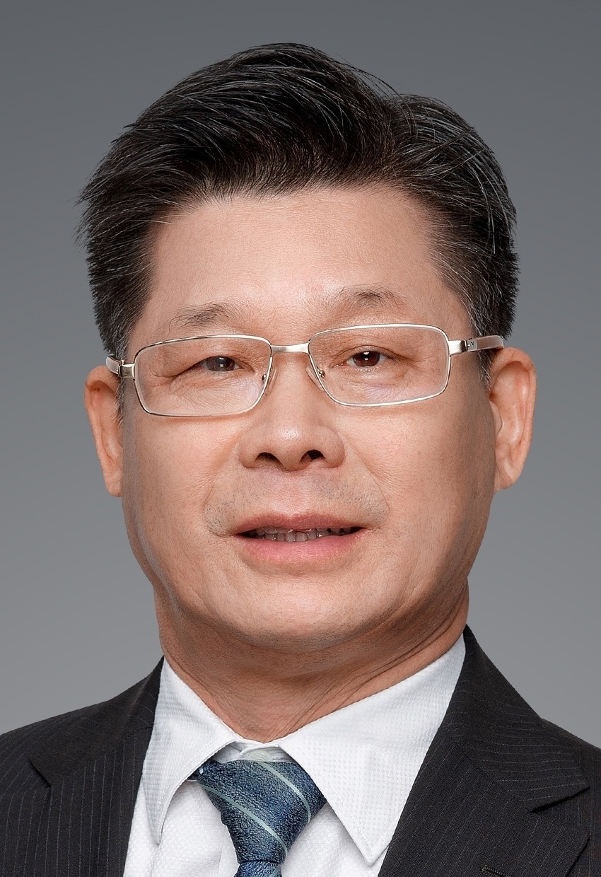 黄汉雄.jpg