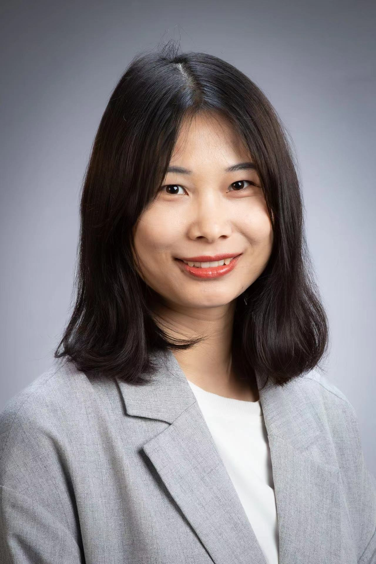 毕莹.png