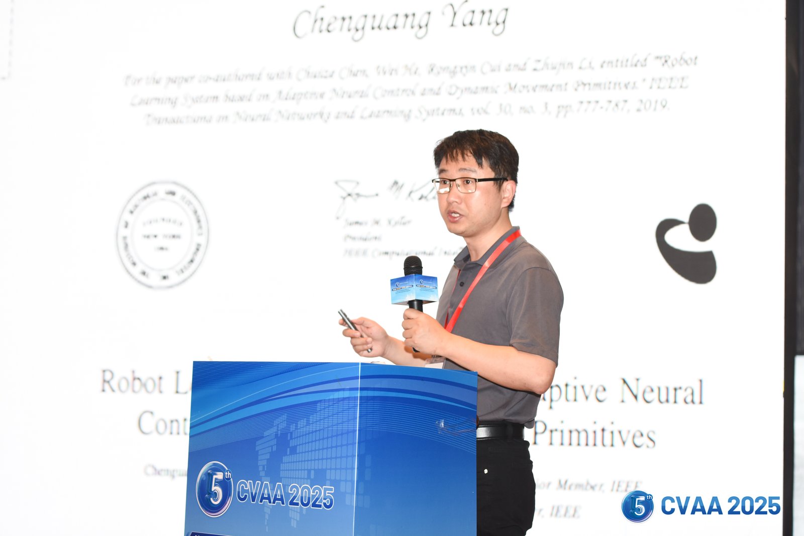 杨辰光 教授，IEEE 会士，英国利物浦大学.jpg
