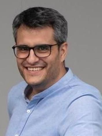 JAVIER.jpg
