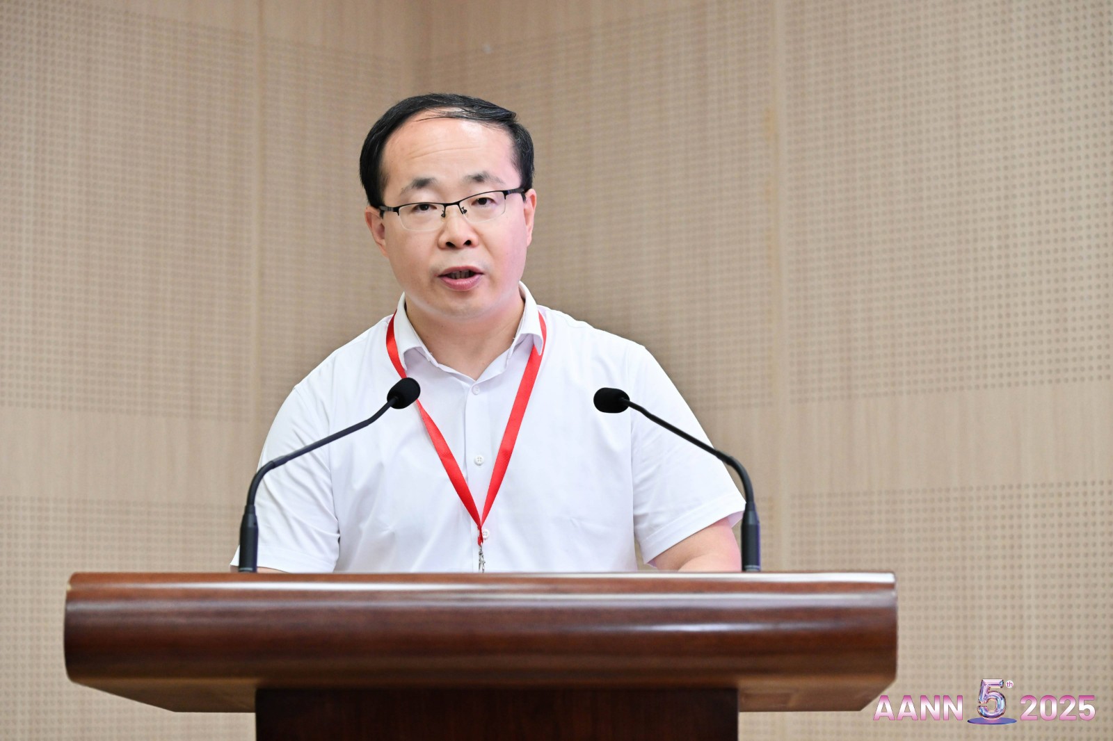 刘培勇 副院长致辞.jpg