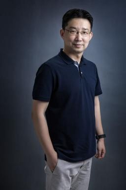 吕欣.jpg
