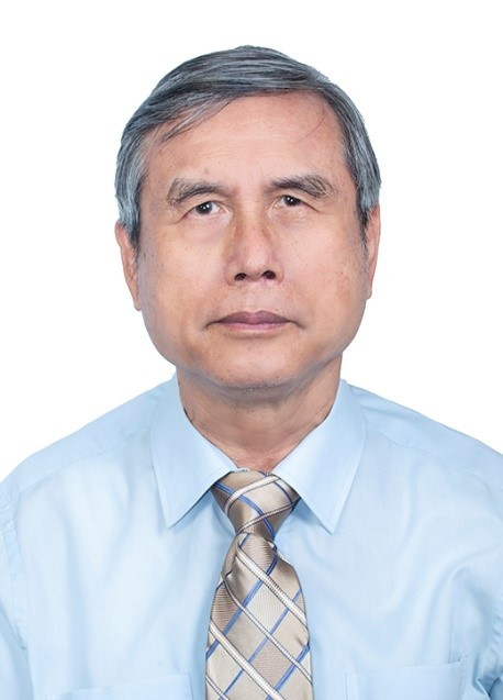 洪榮昭老師.jpg