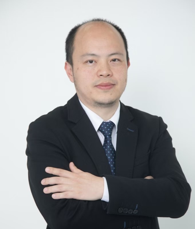 刘辉.jpg