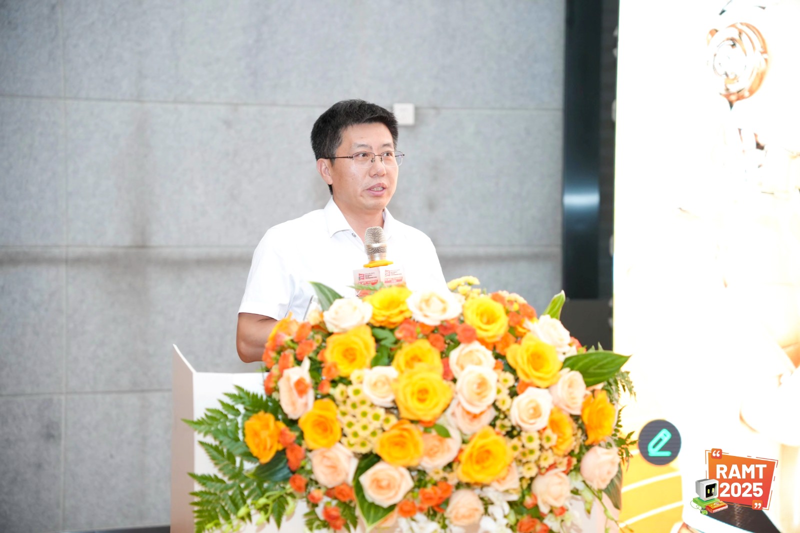 刘胜永.jpg