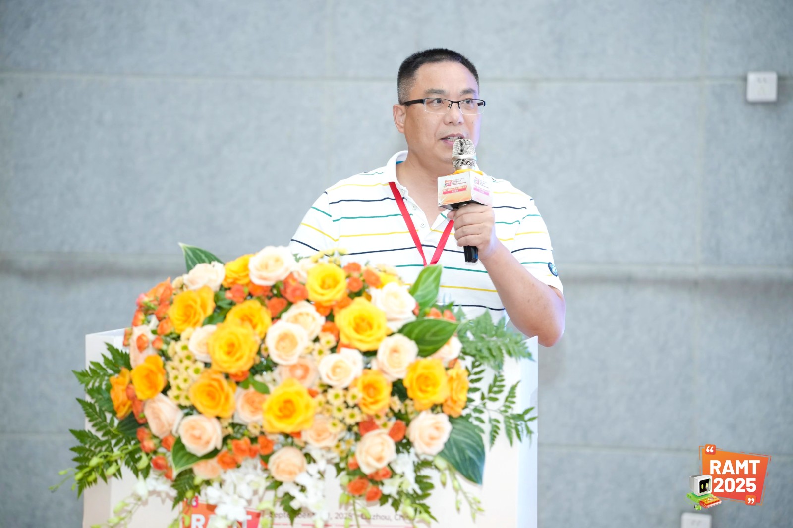 冯晓锋.jpg