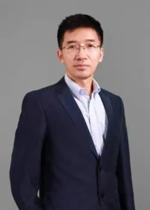 大会主席 何欣.png