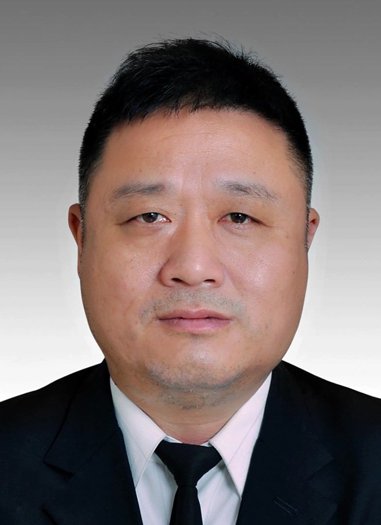 陈秉智.jpg