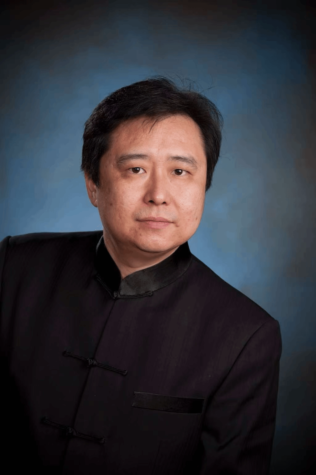 魏小军 教授 - 加拿大公立大学 - 北美案例研究协会主席.png