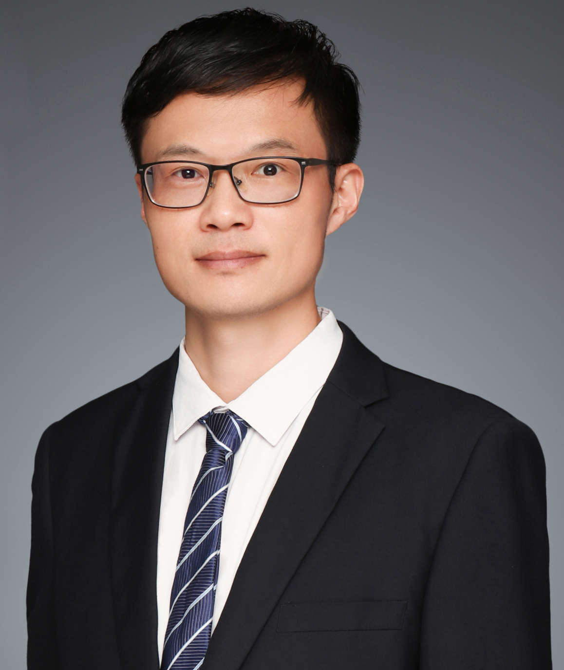 潘华.png