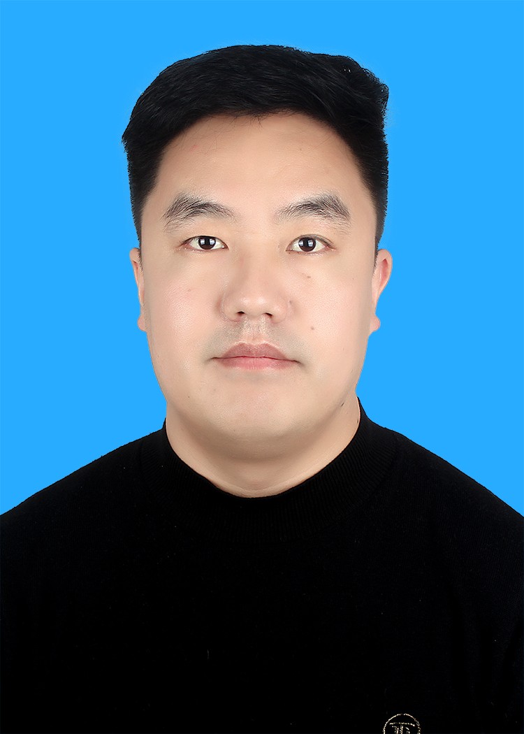 洛桑嘎登.jpg
