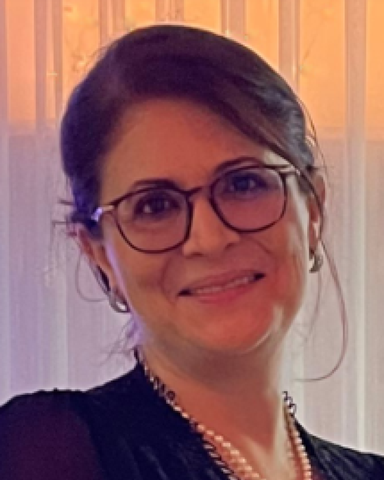 主讲照片-Prof. Sonia Aïssa (IEEE Fellow), Institut National de la Recherche Scientifique (INRS), Canada.png