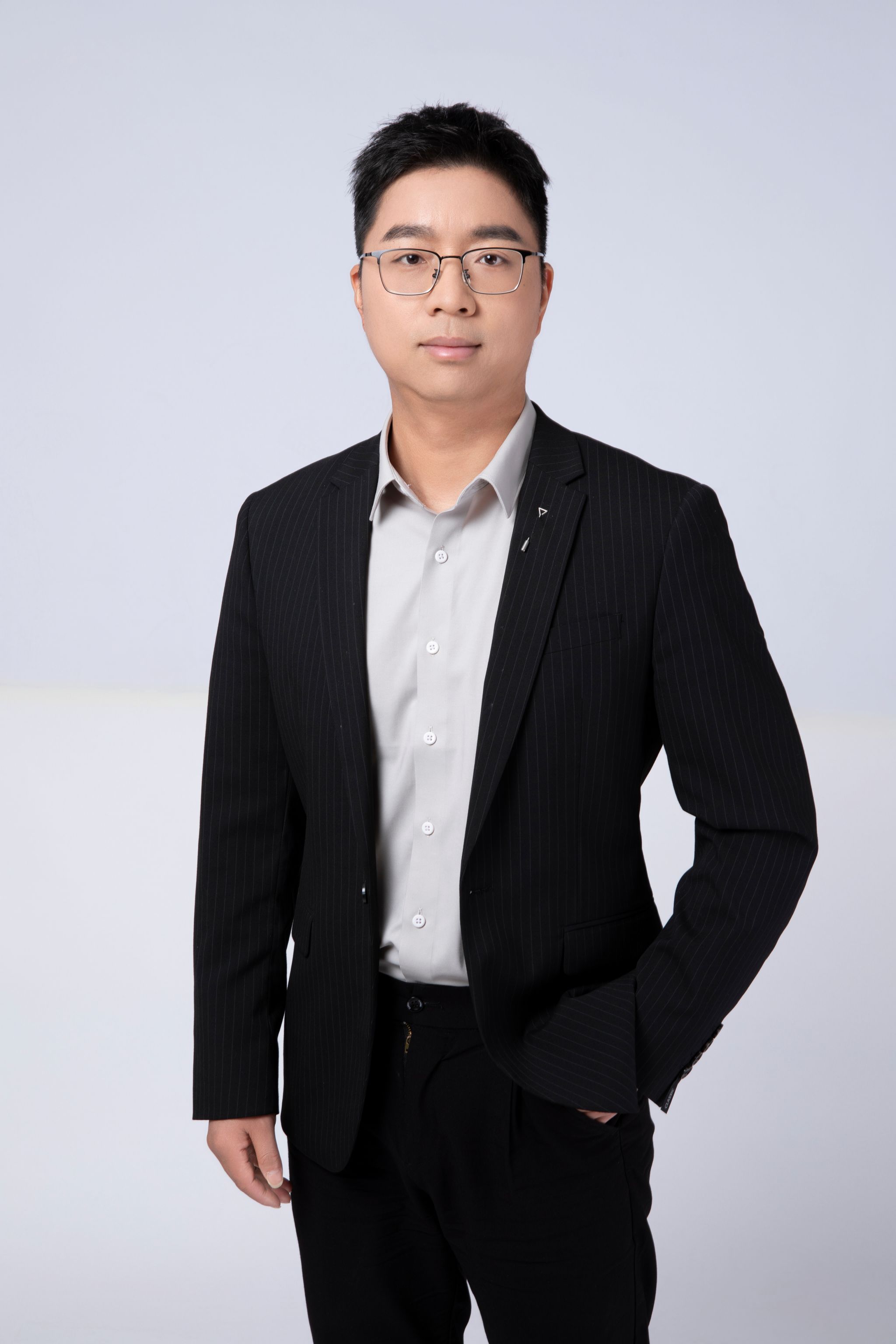 周余庆.jpg