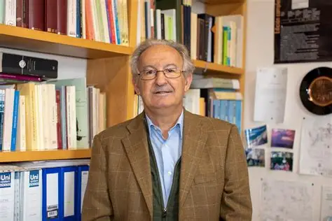 Prof. Julian de la Fuente Prieto.png