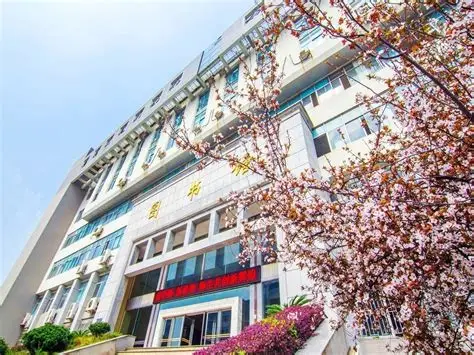 南华大学4.jpg