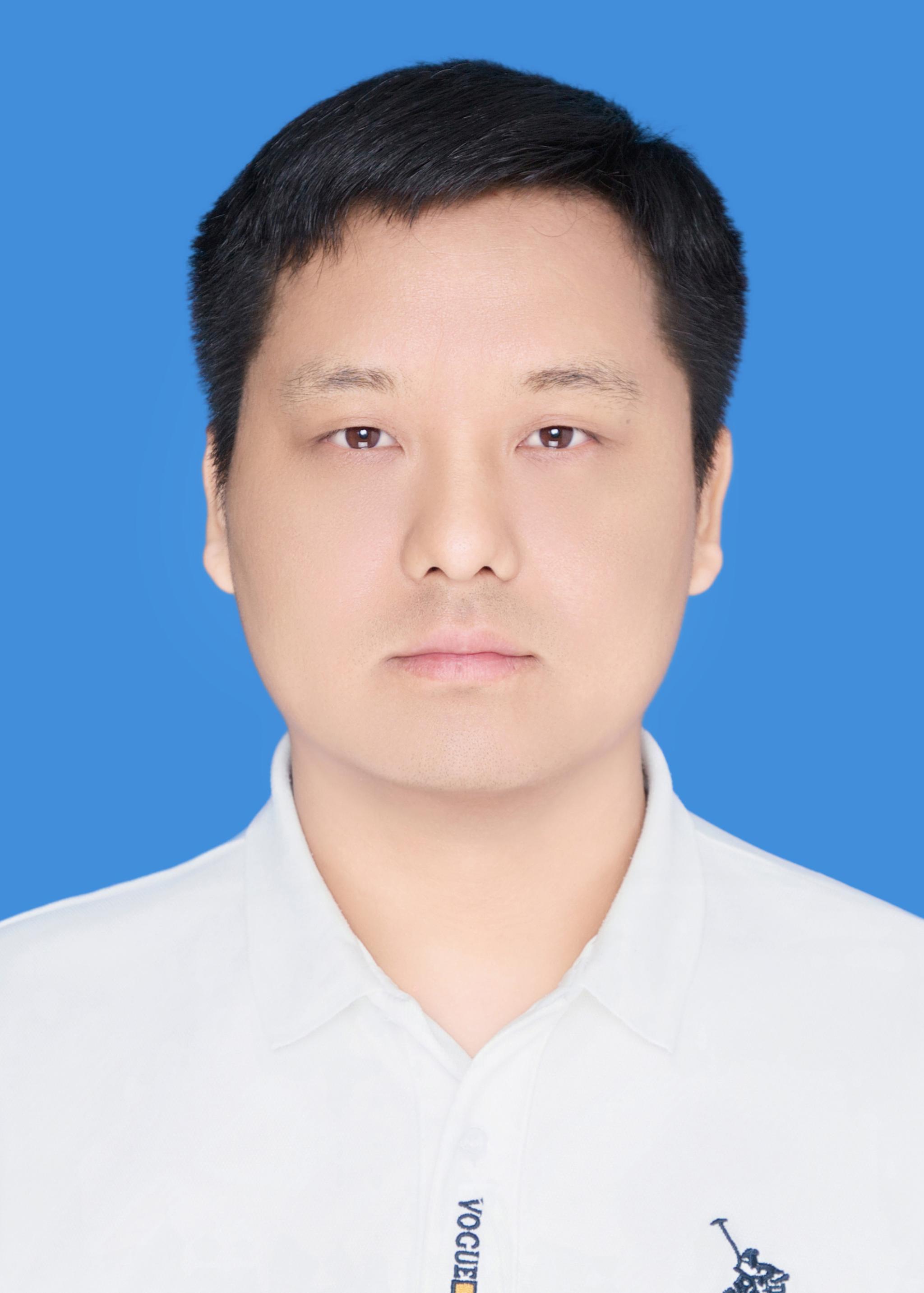石恒华.jpg