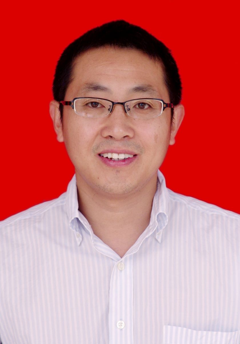 沈玉龙.jpg