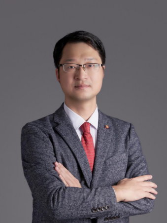 黄风华.png