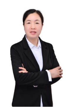 关老师最新照片.png